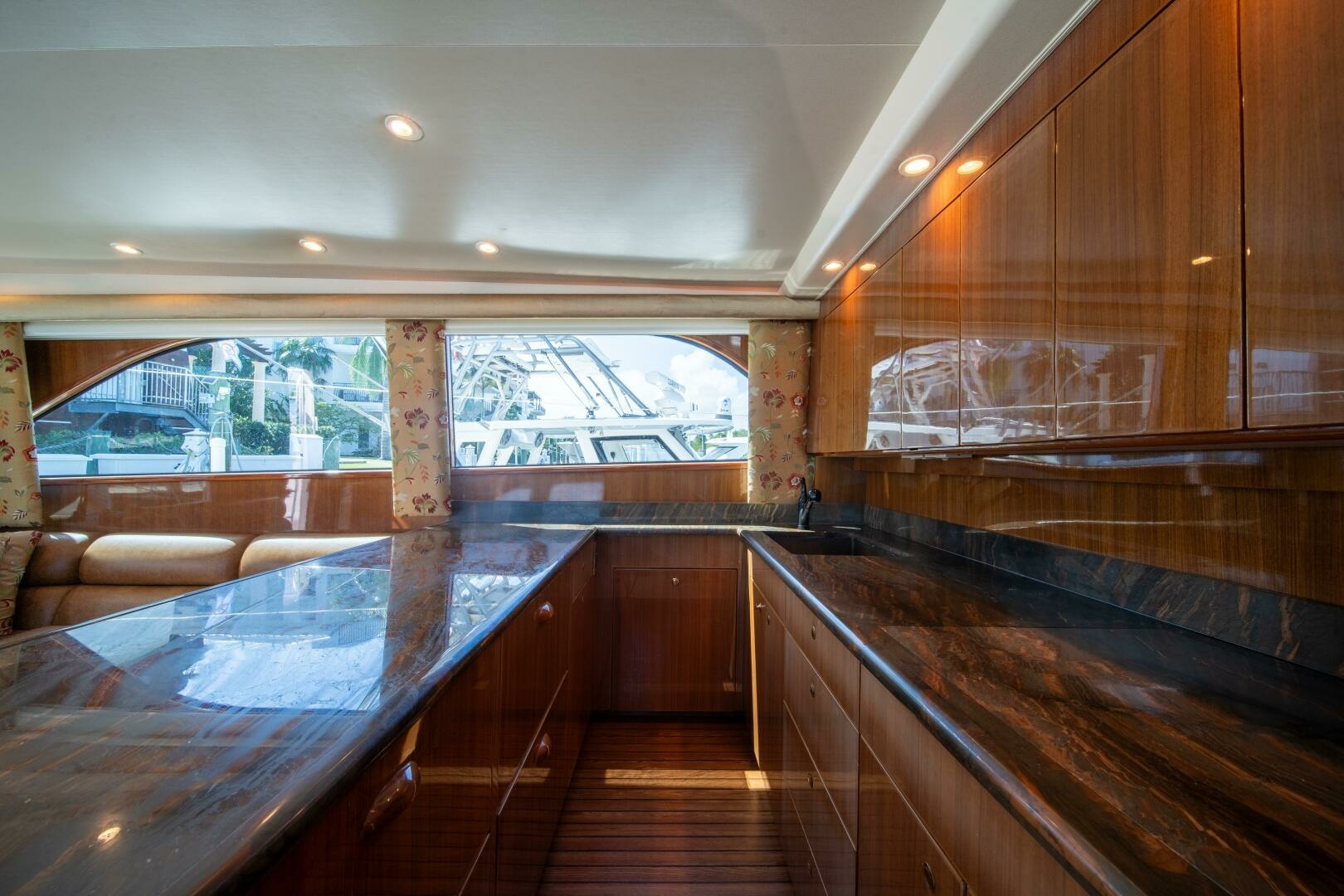 WHITE PEARL 52ft Viking Yacht For Sale