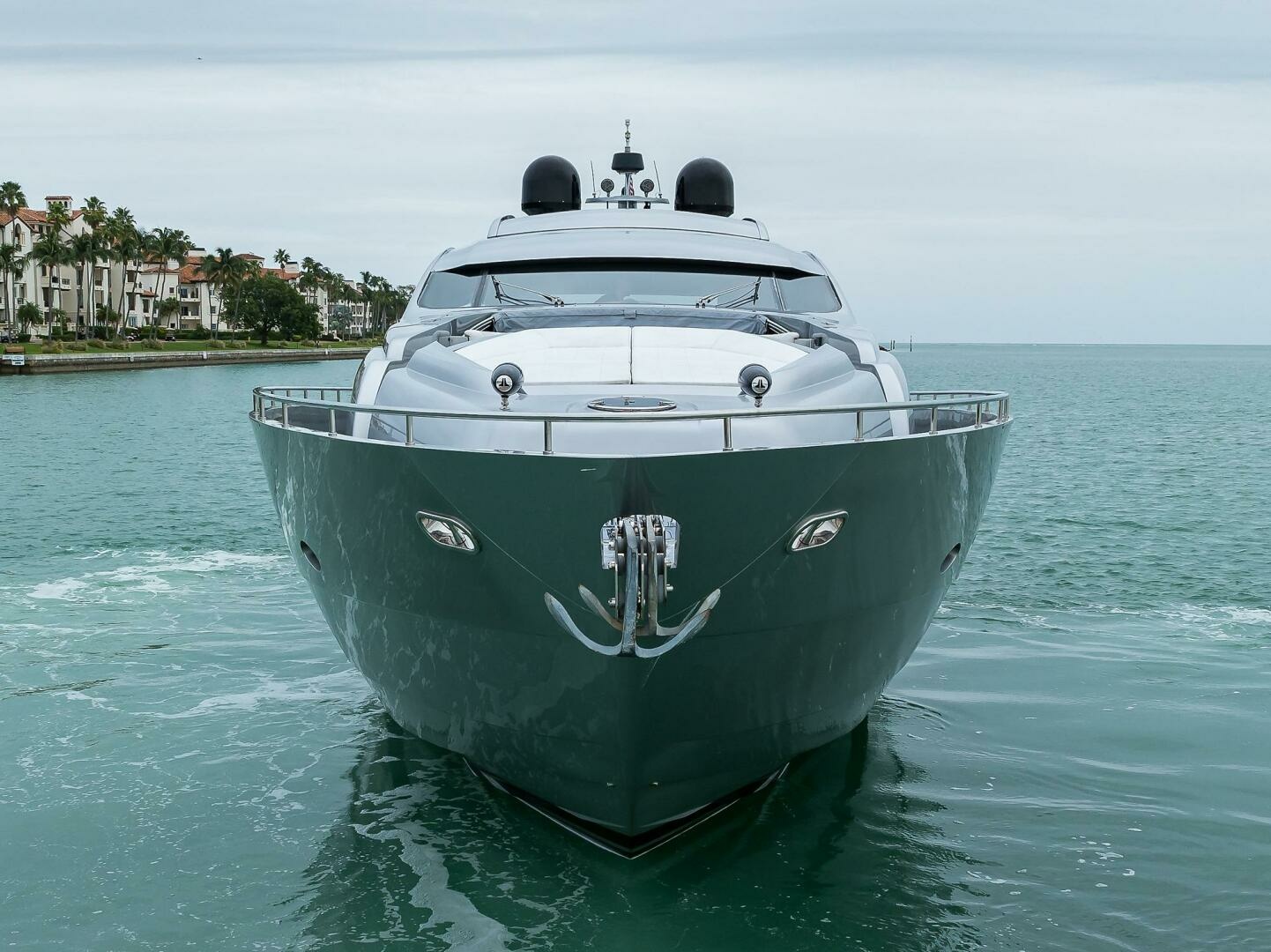 Miura 90ft Pershing Yacht For Sale