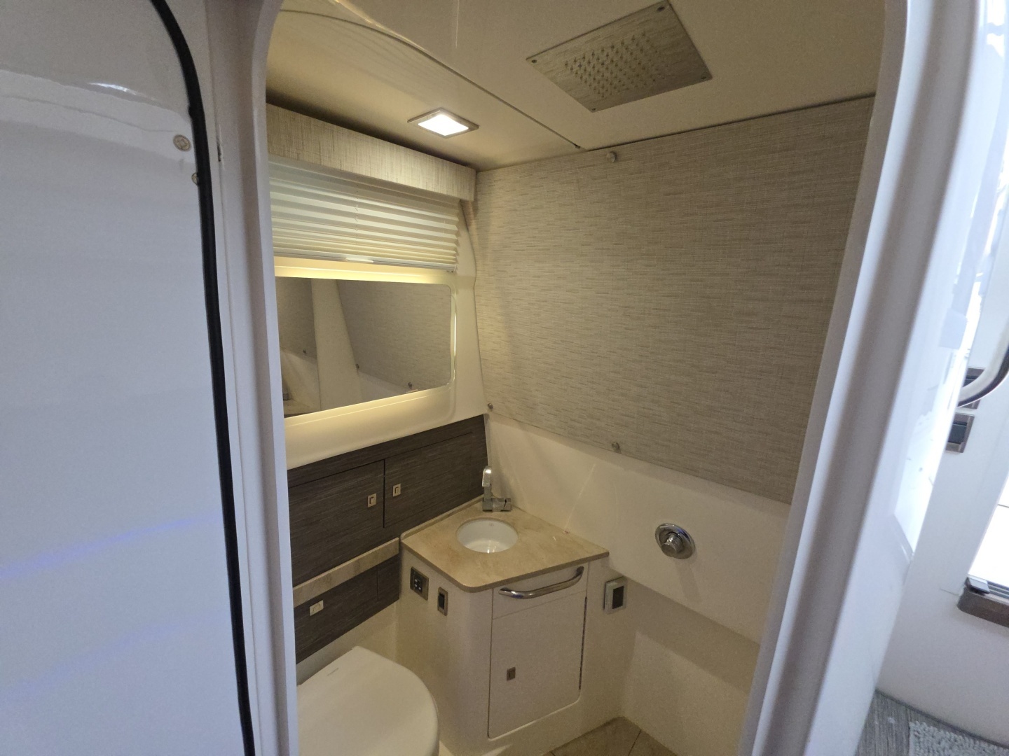 BFT 42ft Boston Whaler Yacht For Sale
