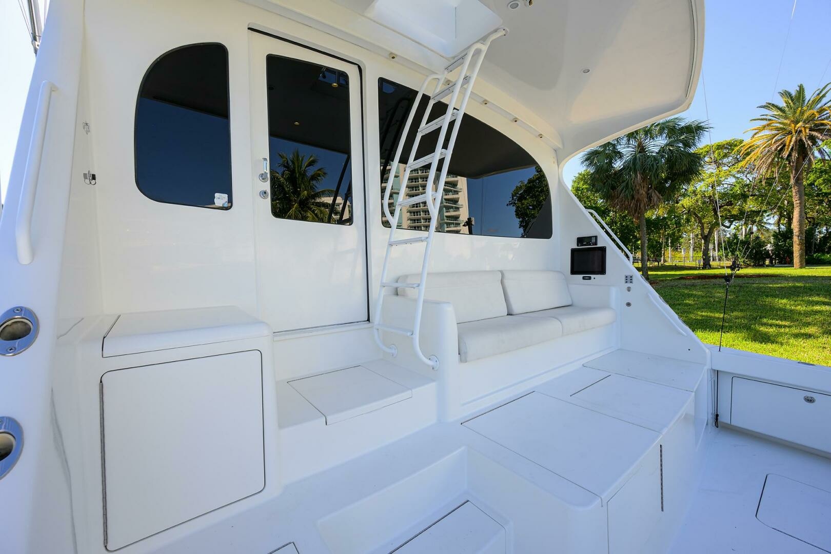 OSH IT 76ft Viking Yacht For Sale