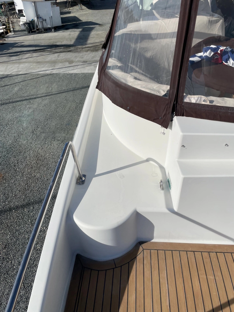 Carver 560 Voyager Yacht For Sale