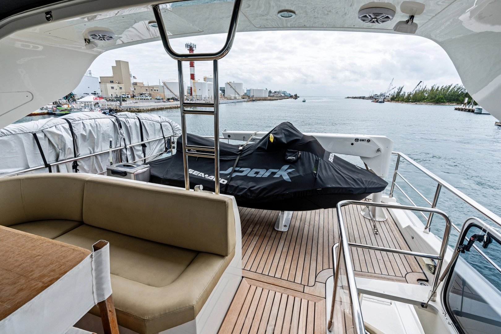 Absolute 60 Fly Yacht For Sale