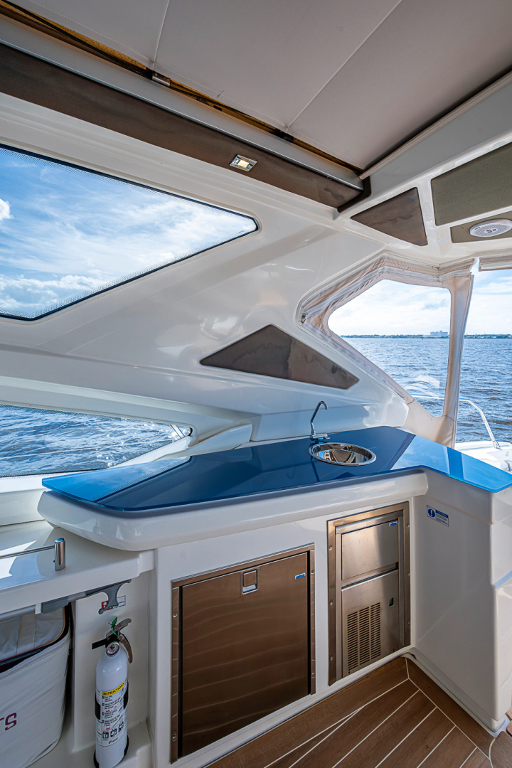 DOMINUS 56ft Cranchi Yacht For Sale