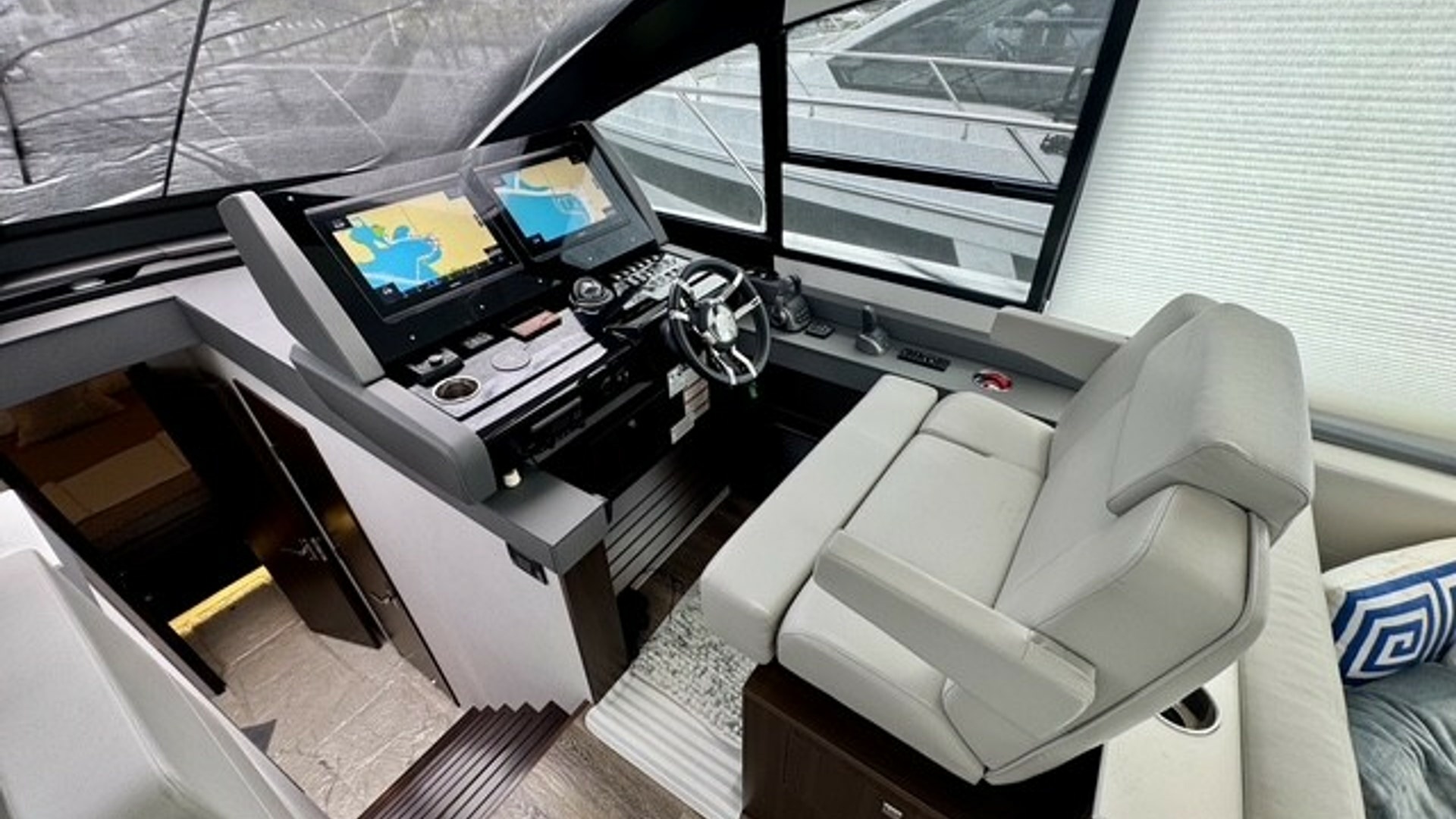 Past Time 50ft Cruisers Yachts Yacht For Sale