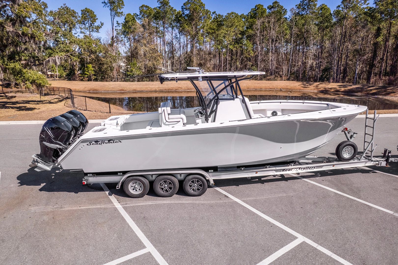 2020 SeaHunter 33