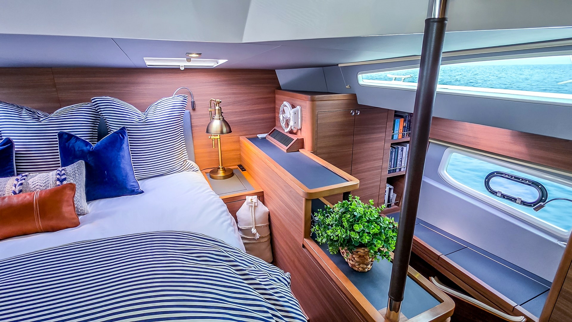 2023 Aquila 44 Catamaran- DOC-N-PILOT