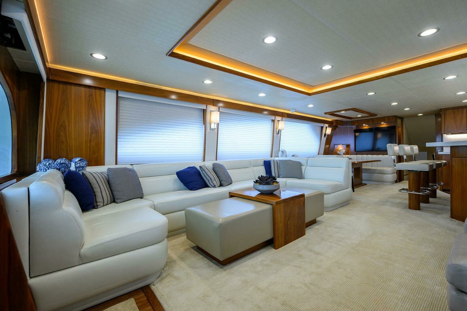 SPECULATOR 92ft Viking Yacht For Sale