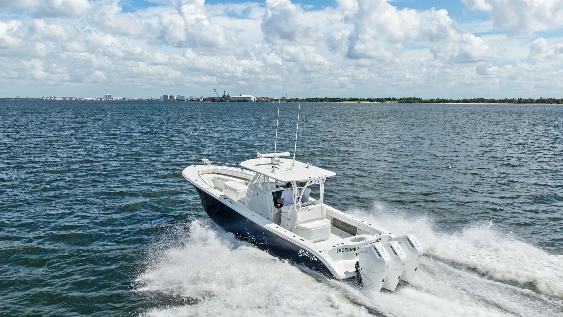 Yellowfin 39 Center Console  Yacht For Sale