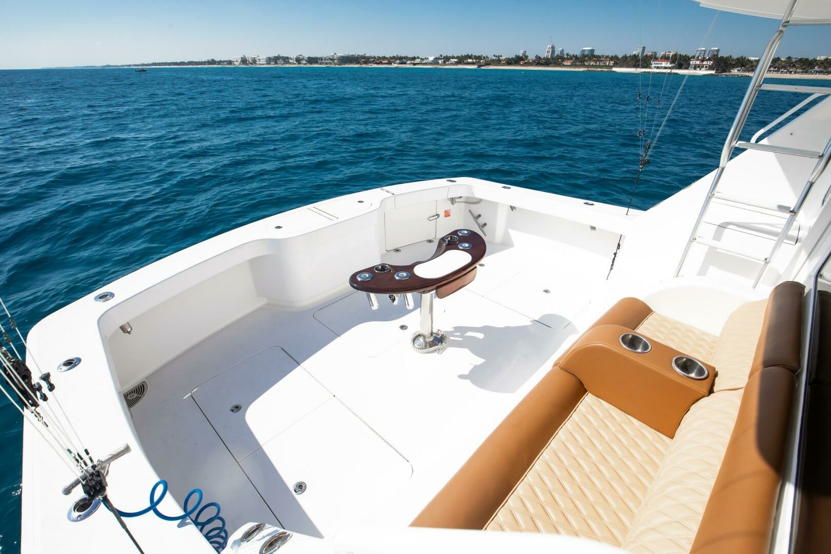 Viking 48 - Dorothy Marie - Cockpit