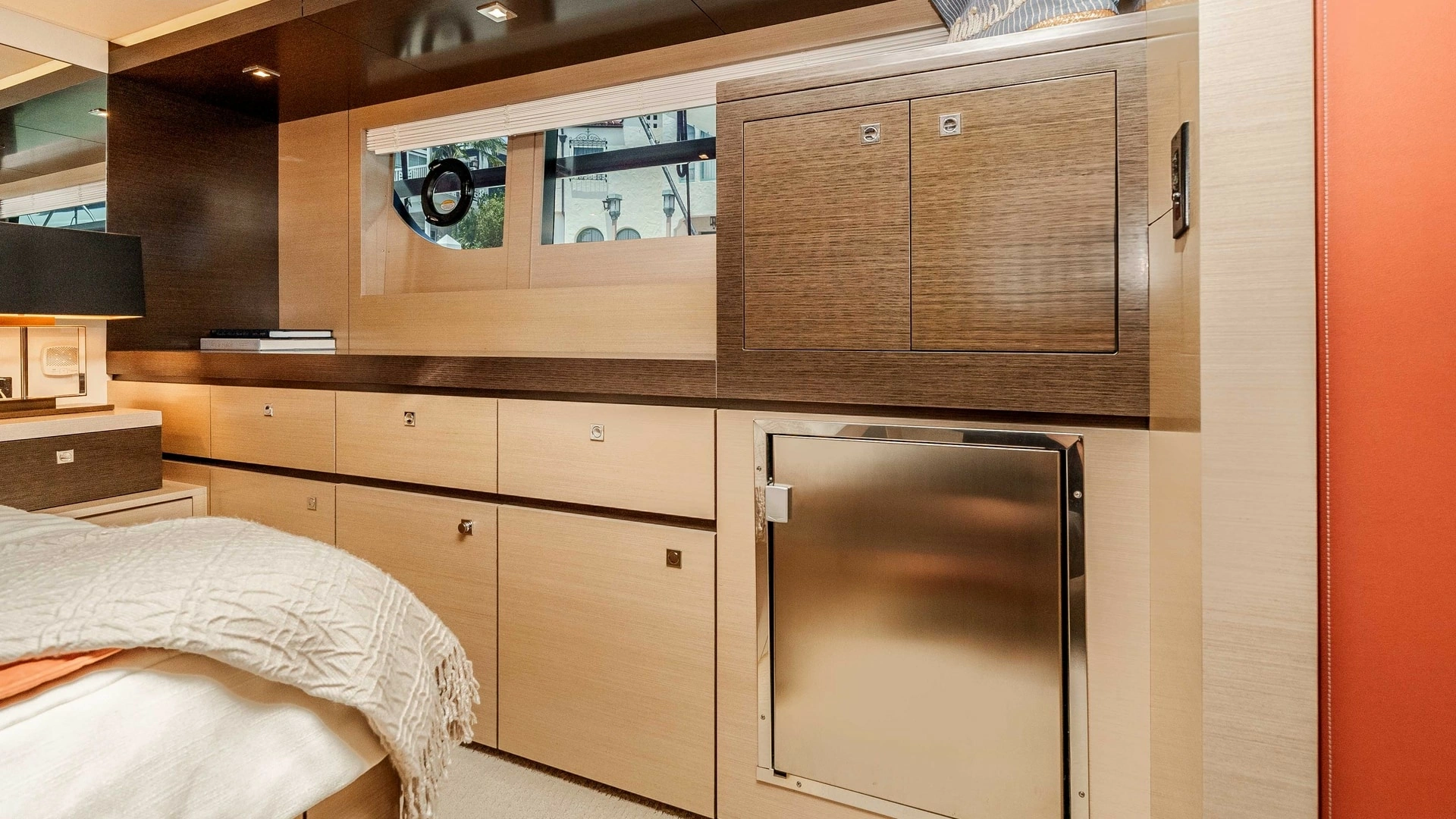 Cruisers 60 Cantius  Yacht For Sale