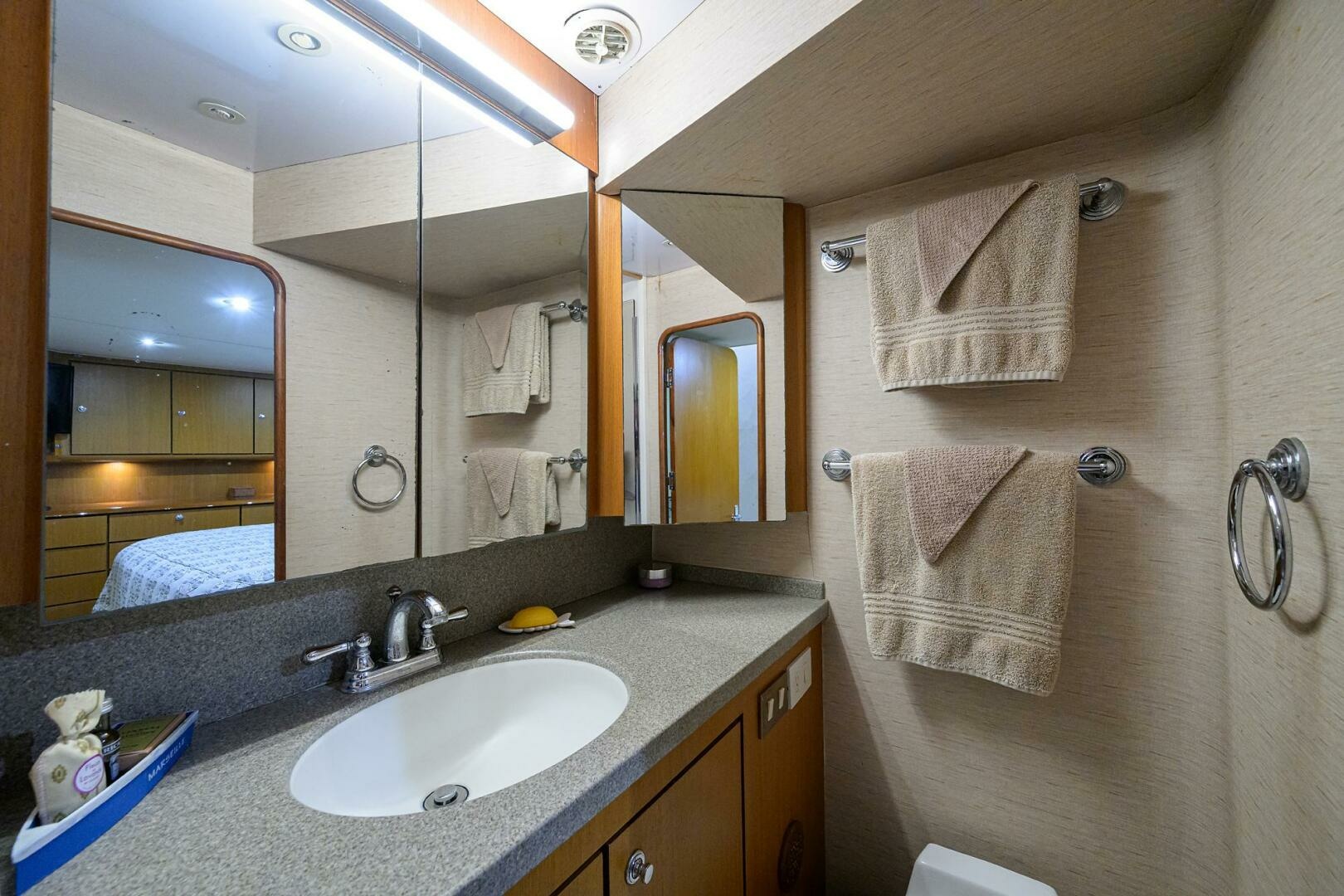 MEMBERS ONLY 56ft Ocean Yachts Yacht For Sale