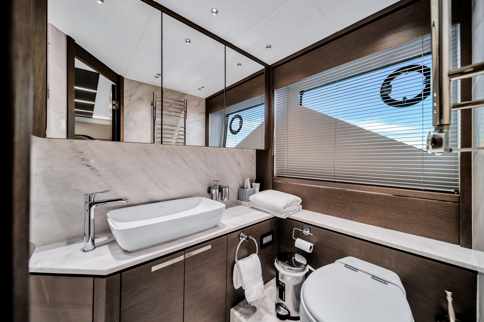 Below Deck 74ft Sunseeker Yacht For Sale Below Deck 74ft Sunseeker Yacht For Sale
