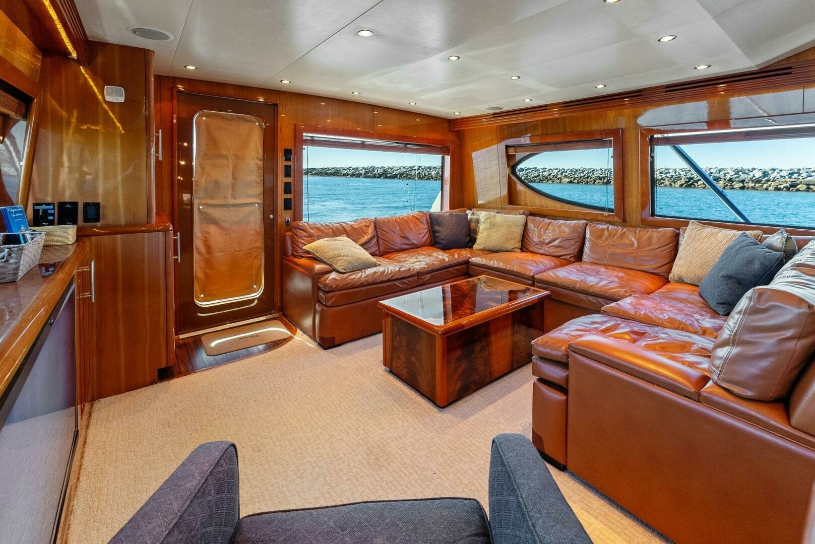 CHUPACABRA 64ft Hatteras Yacht For Sale