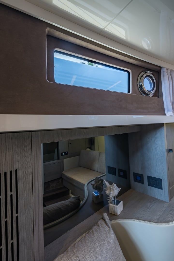 BELLA 46ft Cranchi Yacht For Sale