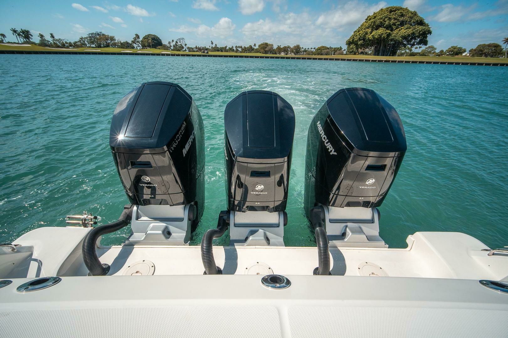 PIPE DREAM 42ft Boston Whaler Yacht For Sale