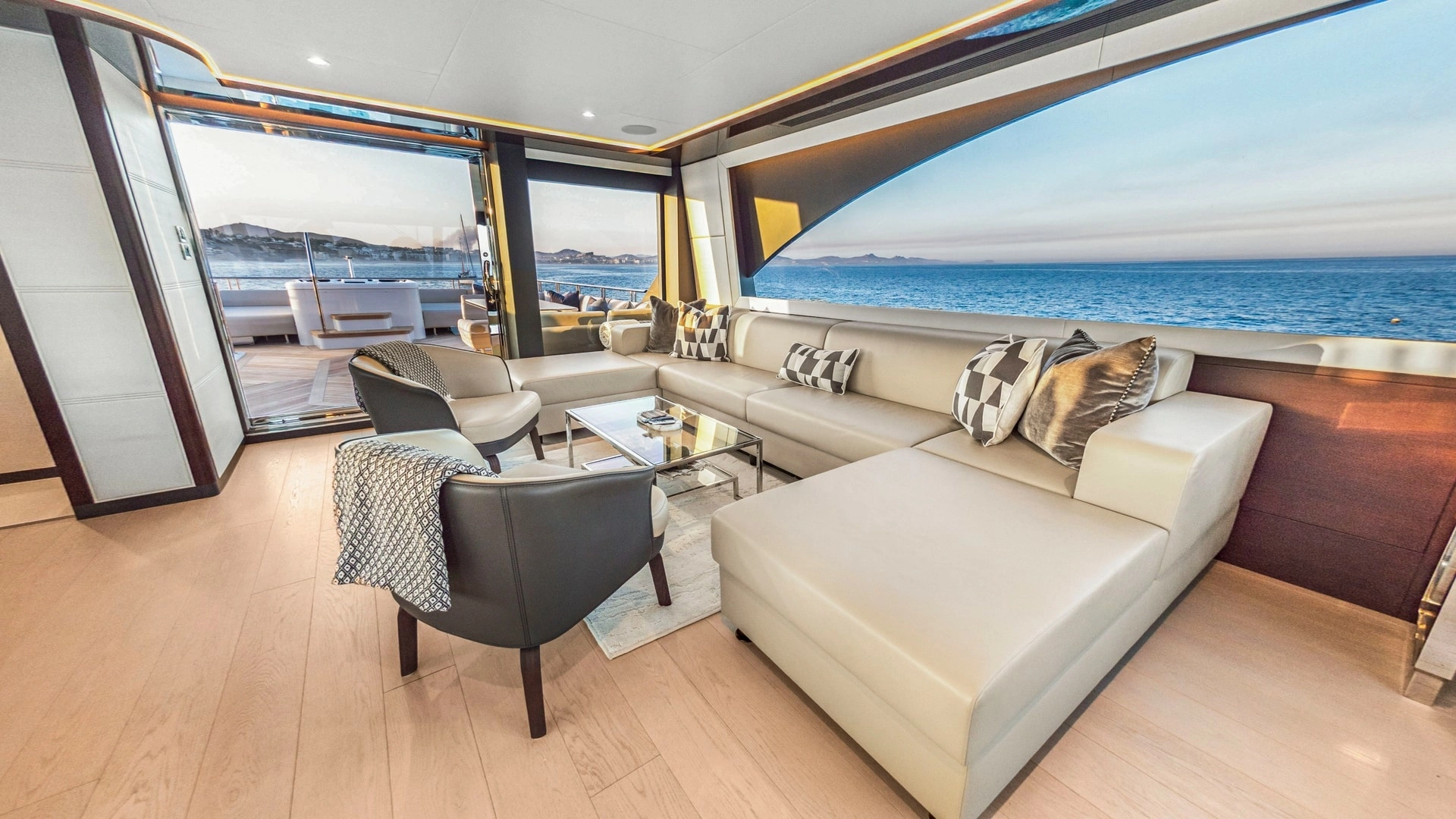 Ocean Alexander 28E Yacht For Sale