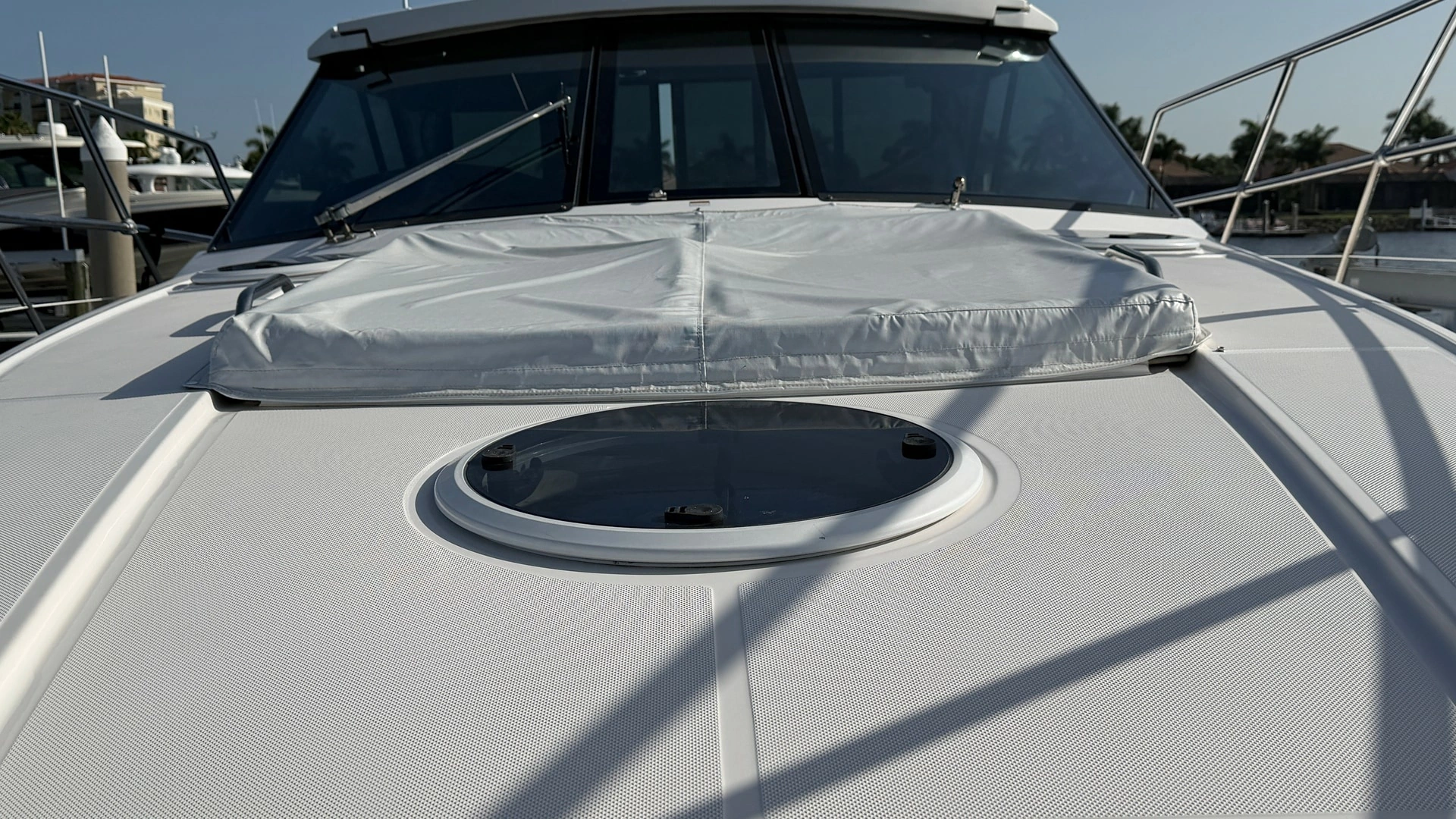 Regal 46 Sport Coupe Yacht For Sale