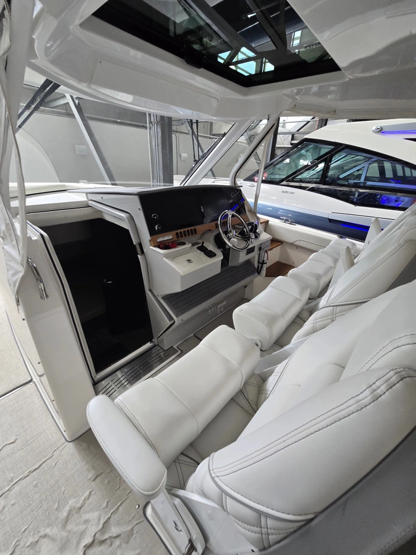 Regal SAV Yacht For Sale