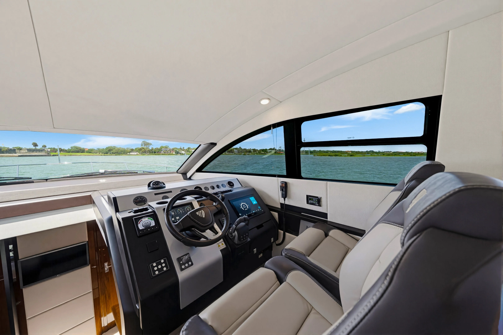Fairline Squadron 50 Yacht For Sale