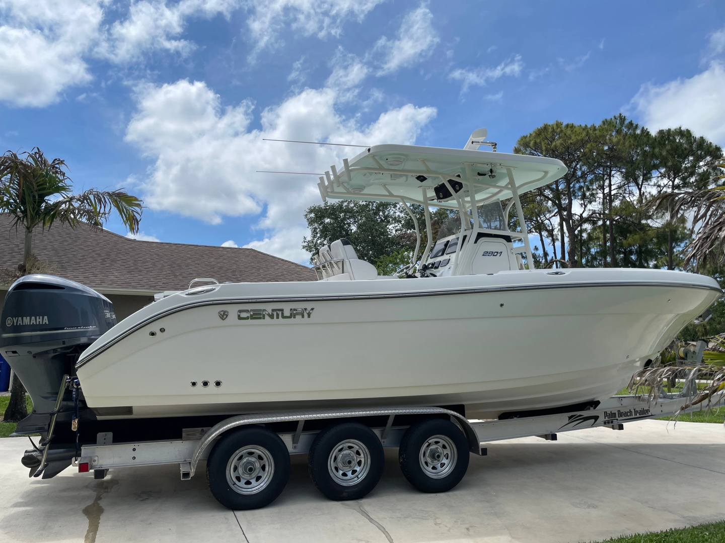 INTENSITY 2 29ft Century Yacht For Sale INTENSITY 2 29ft Century Yacht For Sale