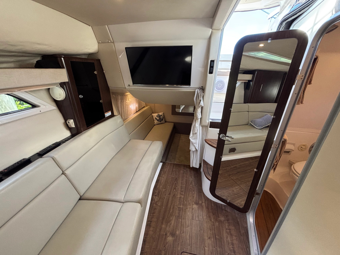 35ft Regal Yacht For Sale
