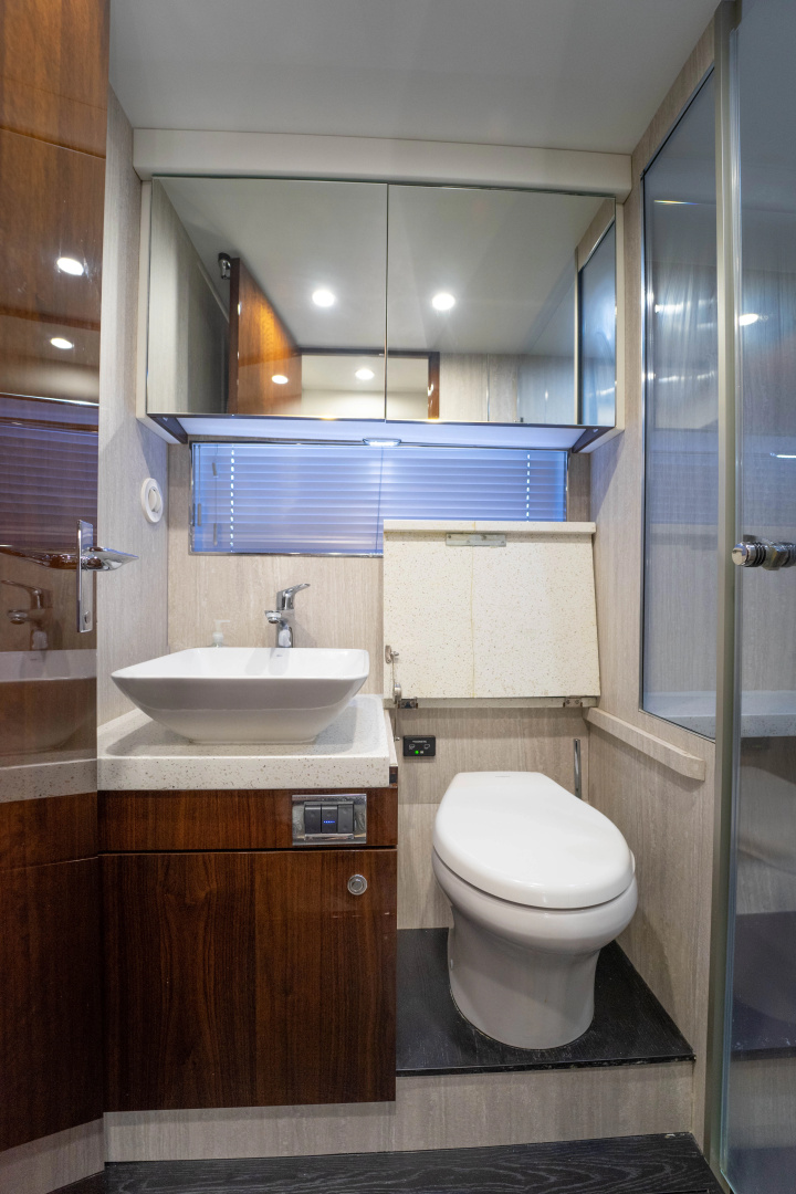 2019 Fairline Squadron 53