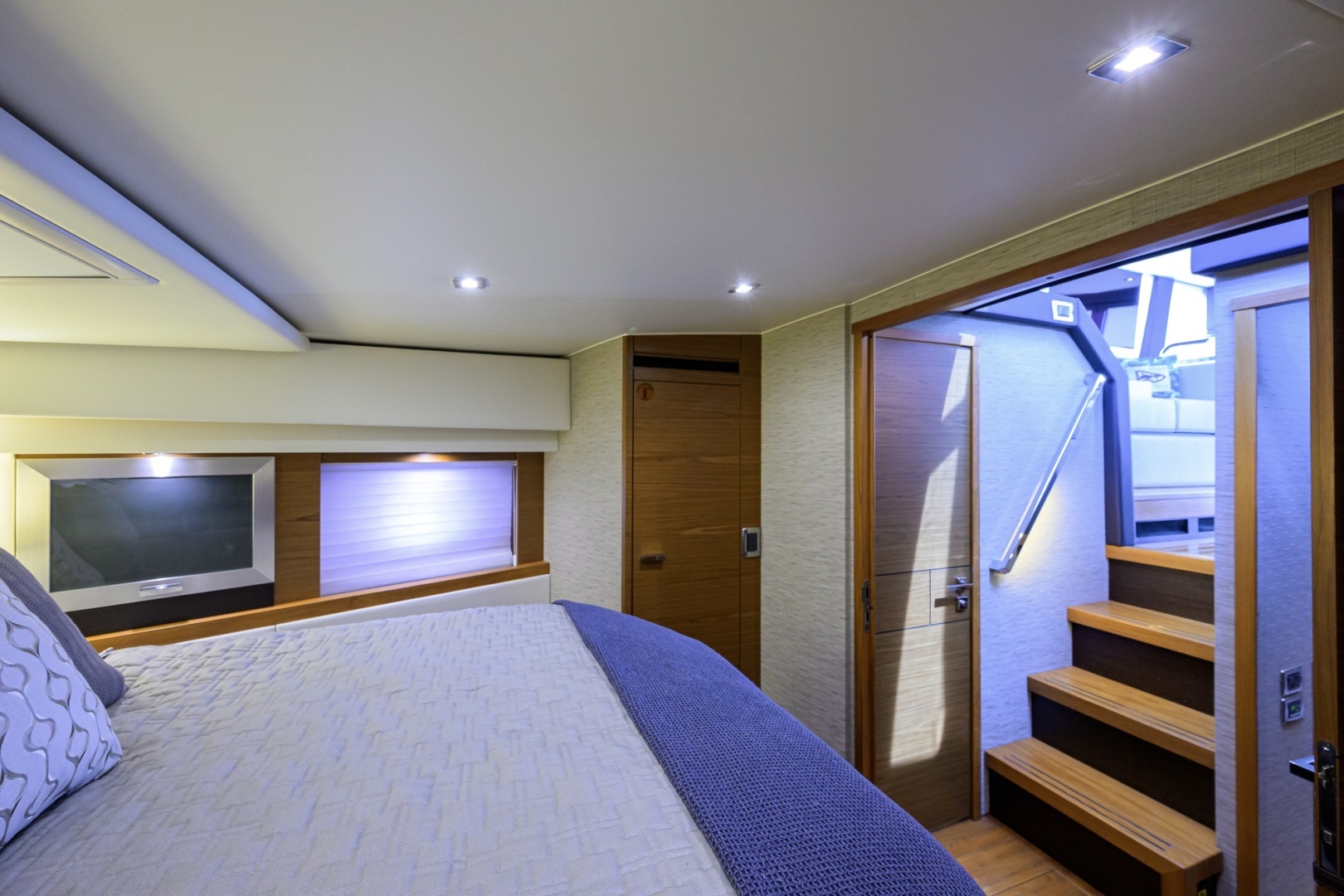 Daybreak 44ft Tiara Yachts Yacht For Sale