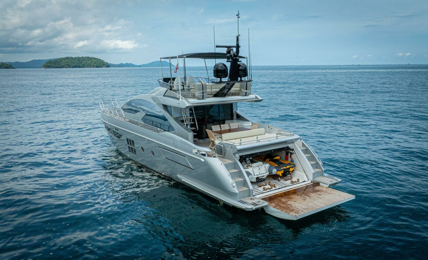 Carpe Diem 77ft Azimut Yacht For Sale
