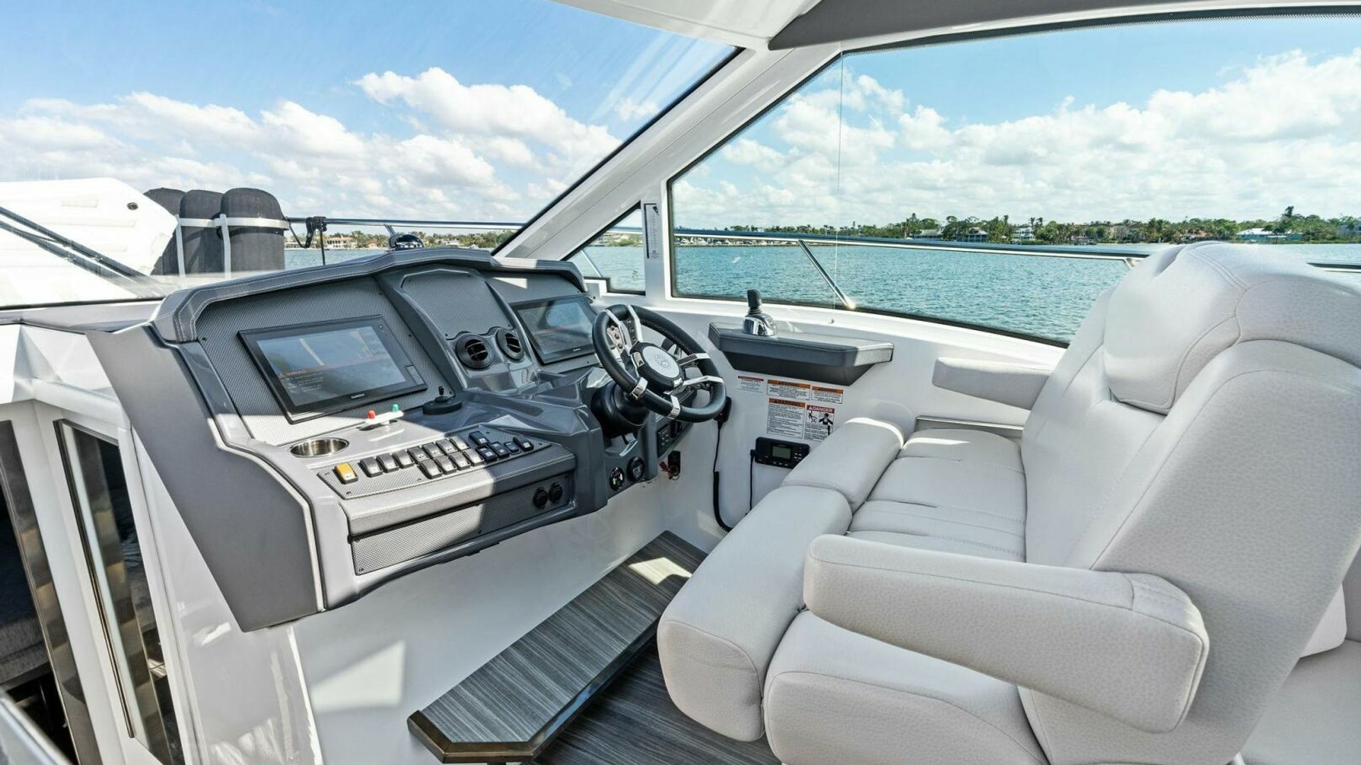 My Everything 45ft Cruisers Yachts Yacht For Sale