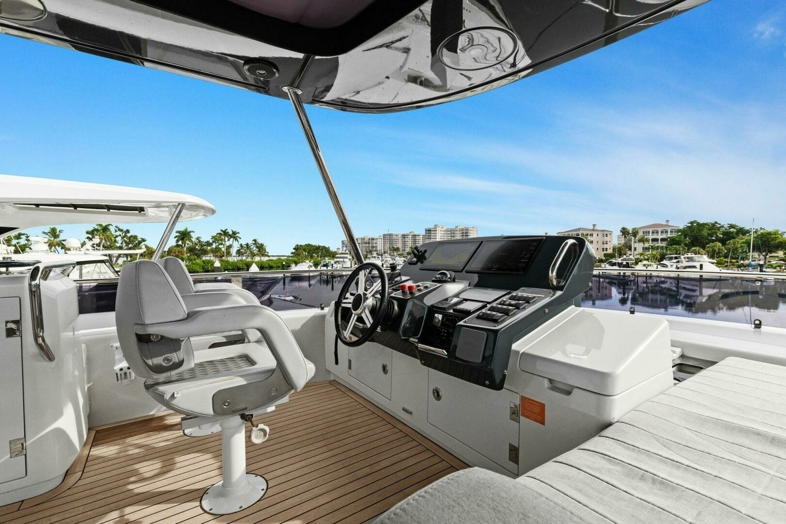 Destin E 64ft Sirena Yacht For Sale