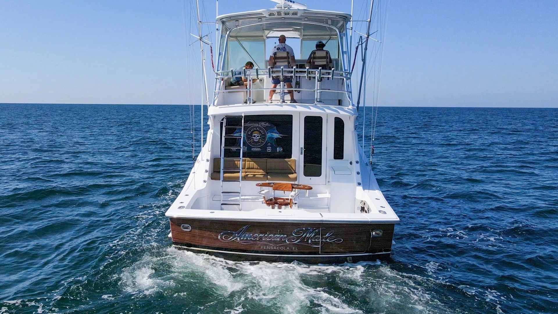 Hatteras 54 Convertible Yacht For Sale