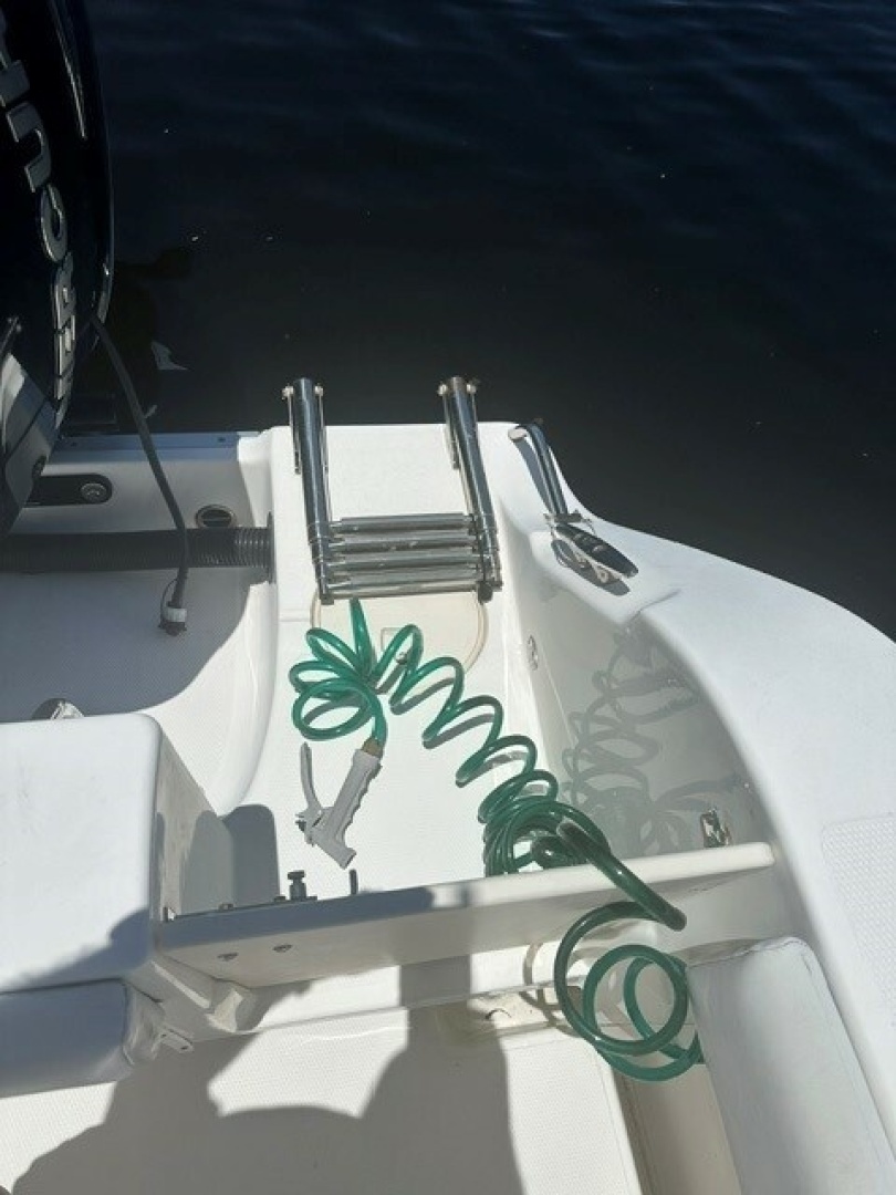 Cherrypicker III 28ft Mako Yacht For Sale