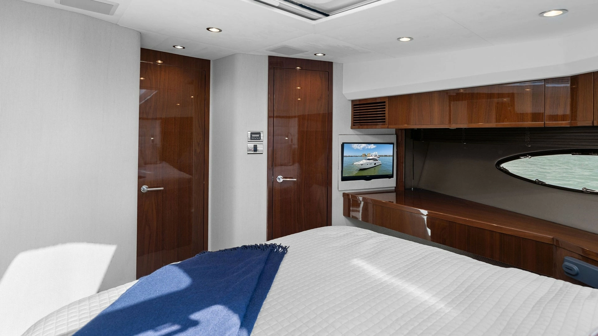 Princess 64 Flybridge Yacht For Sale