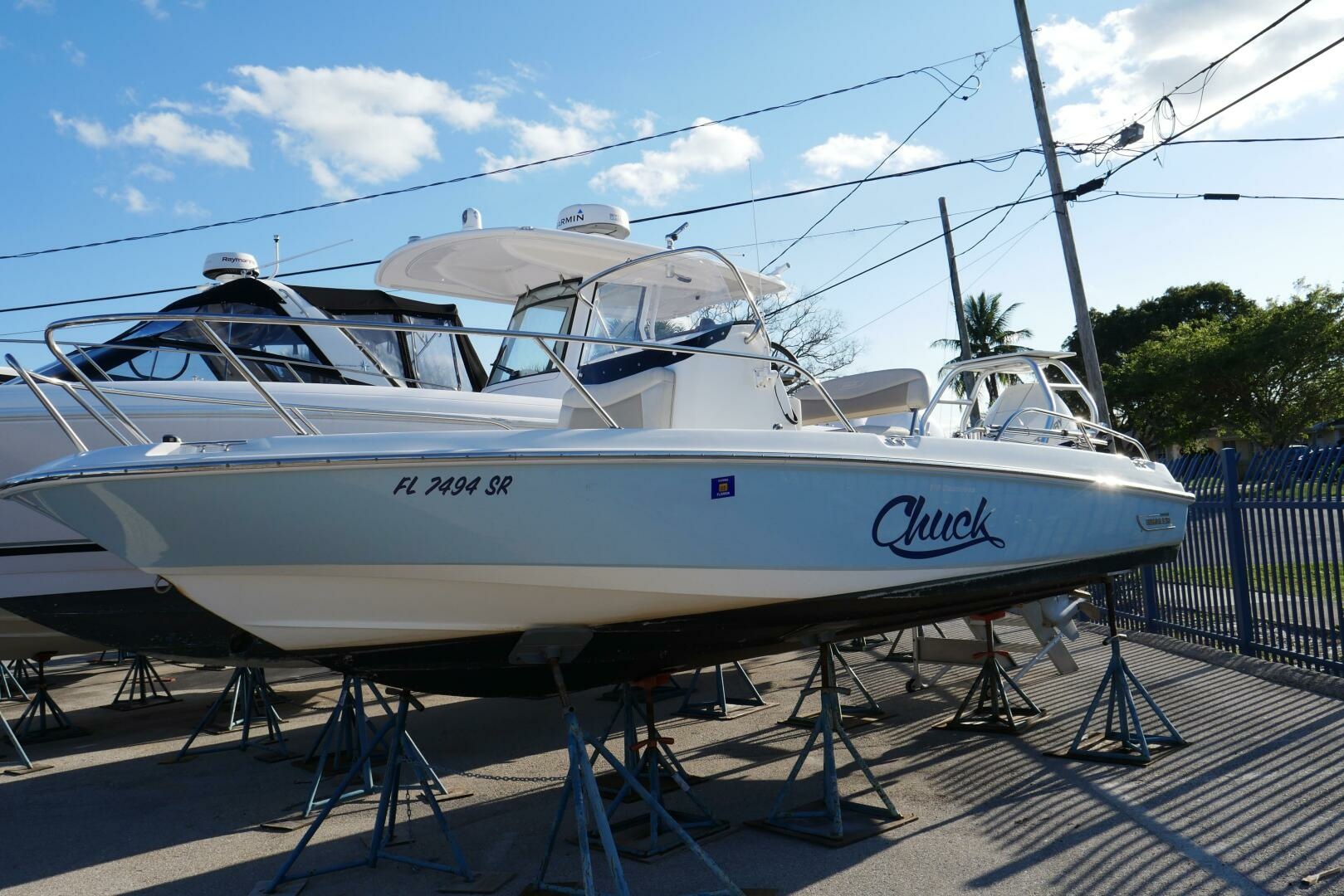 21ft Boston Whaler Yacht For Sale