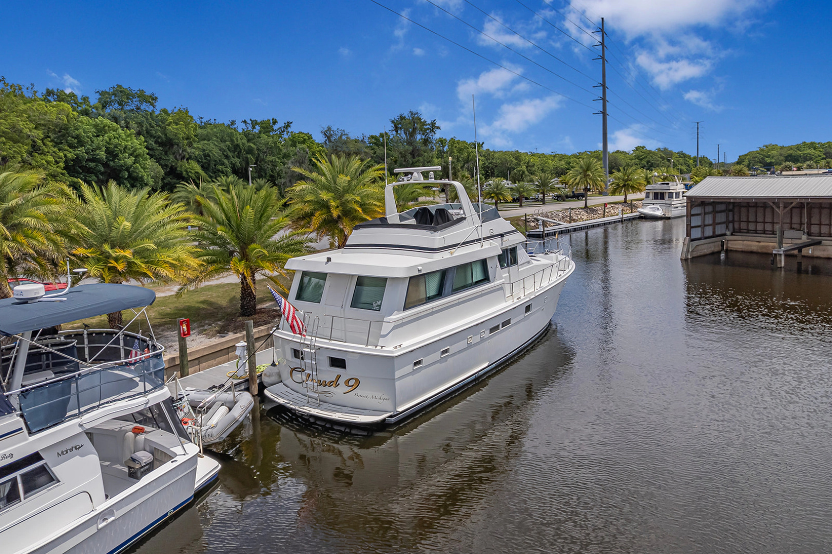CLOUD 9 54ft Hatteras Yacht For Sale