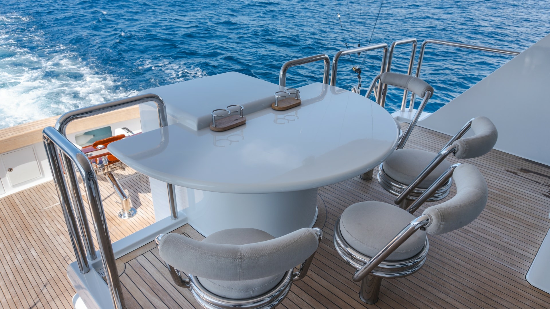 Aussie Rules 87ft Oceanfast Yacht For Sale