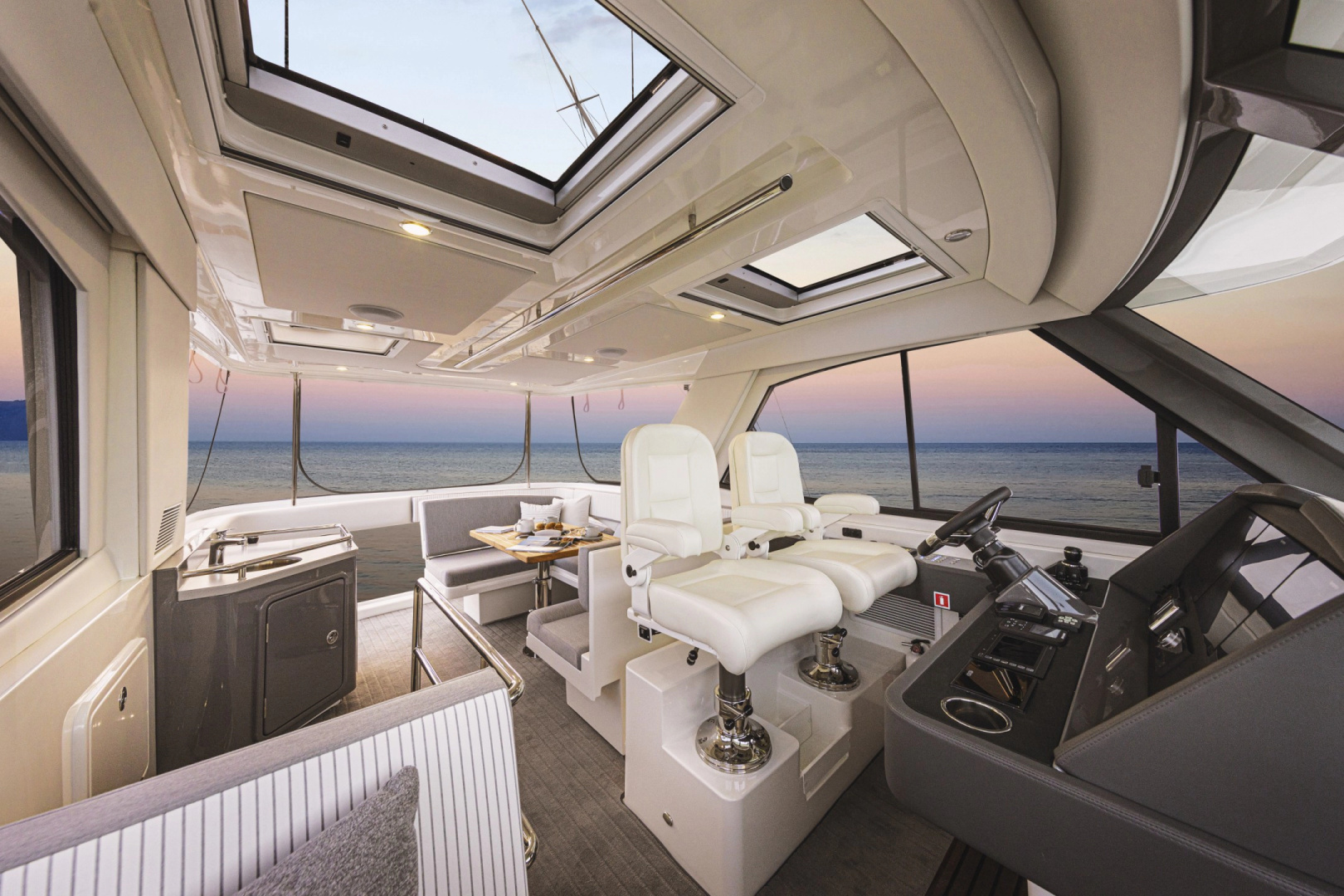 2026 Riviera 50 Sports Motor Yacht