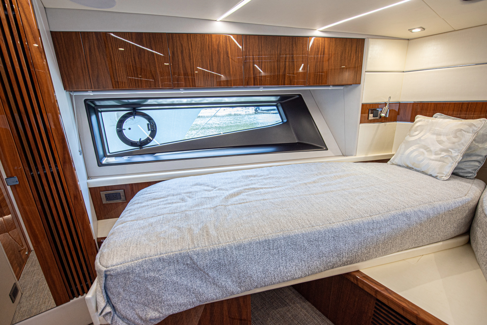 DULZURA 50ft Sunseeker Yacht For Sale