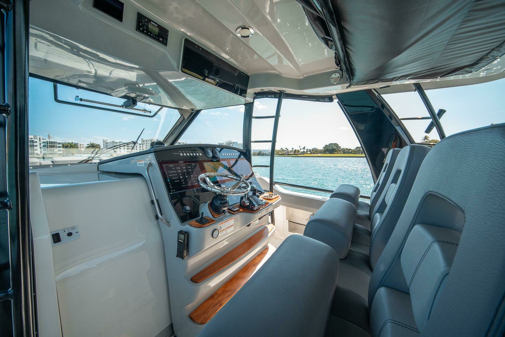 PIPE DREAM 42ft Boston Whaler Yacht For Sale
