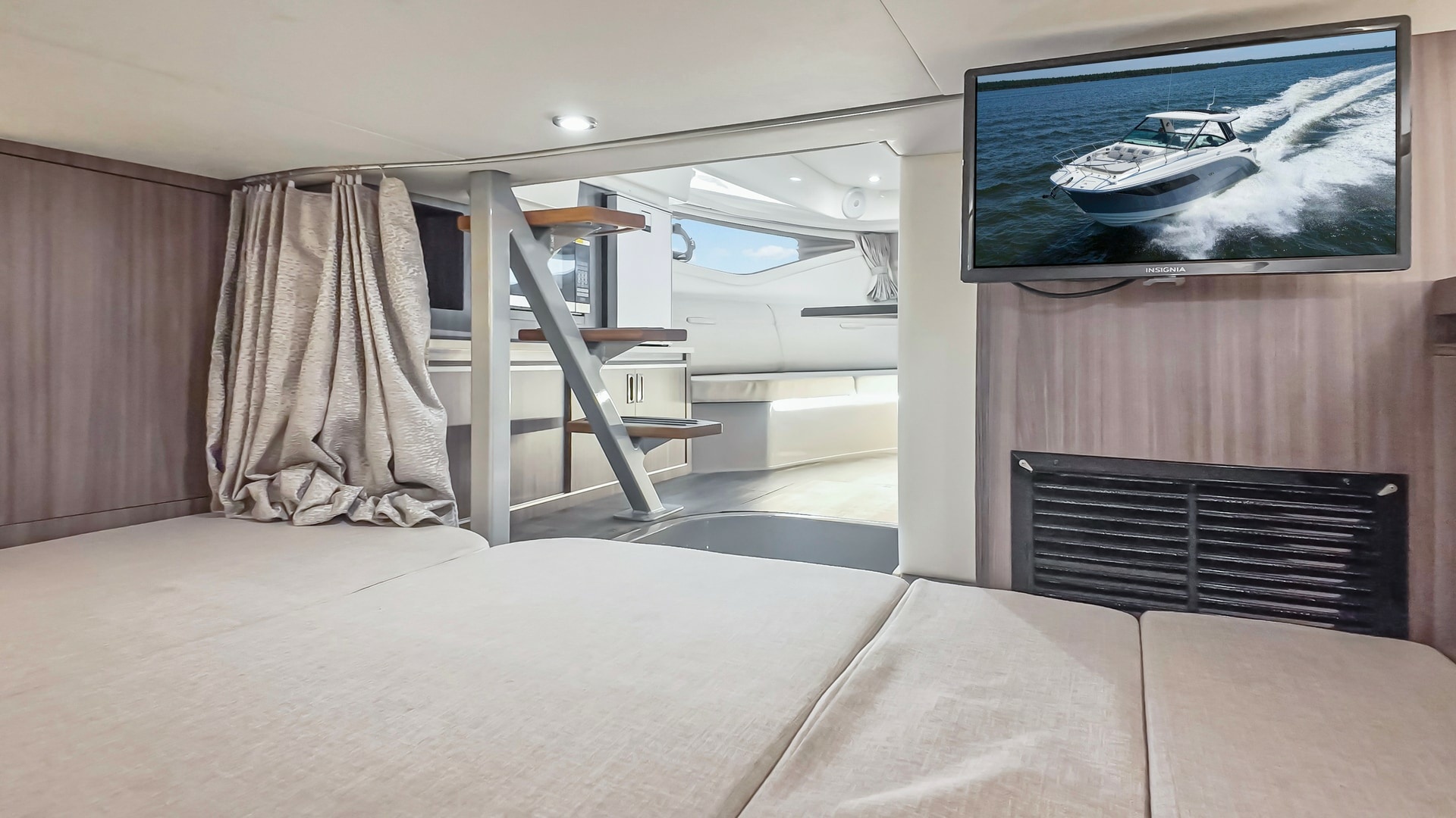 Raya Sunshine 32ft Sea Ray Yacht For Sale