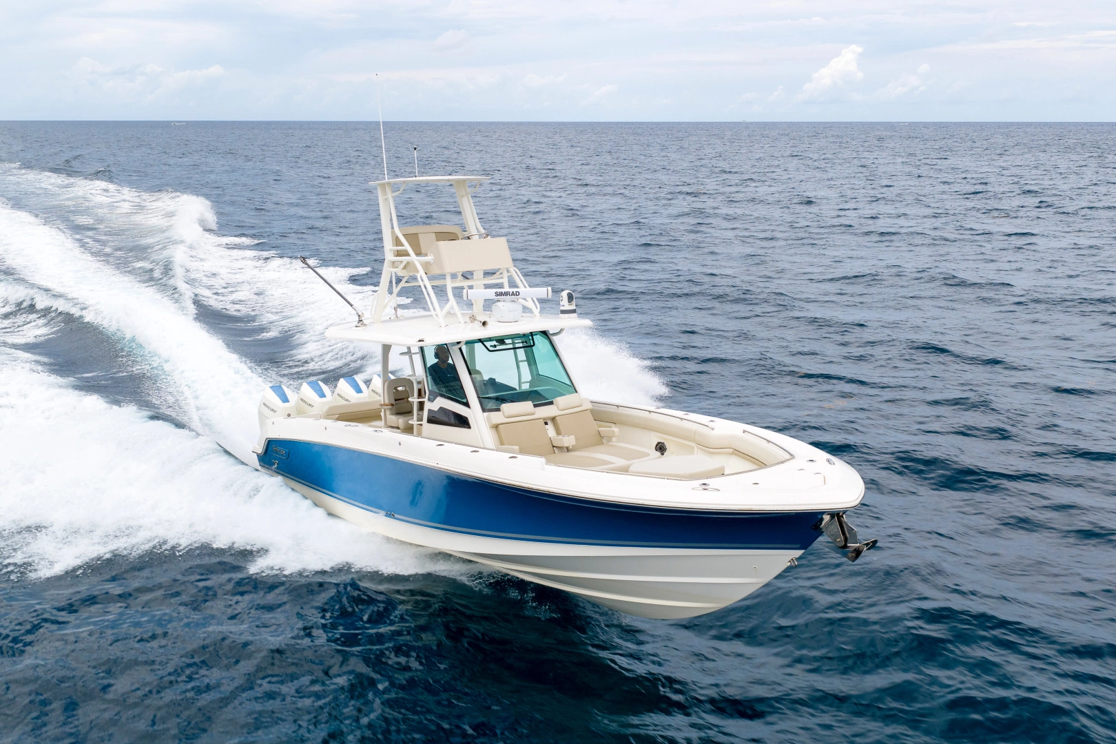 Boston Whaler 380 Outrage Yacht For Sale