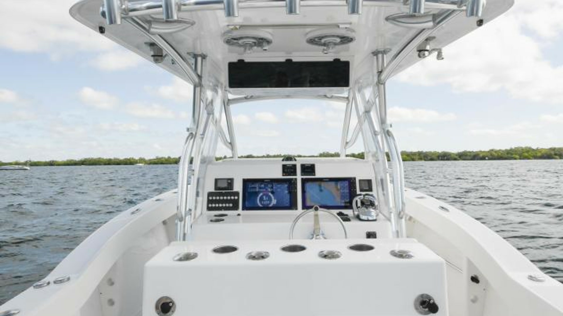 33ft Ocean Master Yacht For Sale