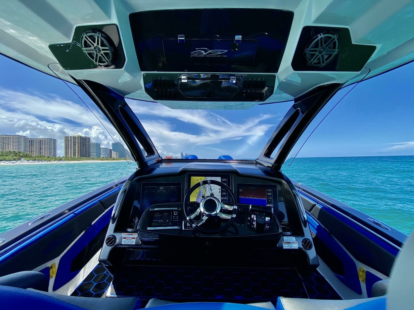 TOBITO I 42ft MTI Yacht For Sale