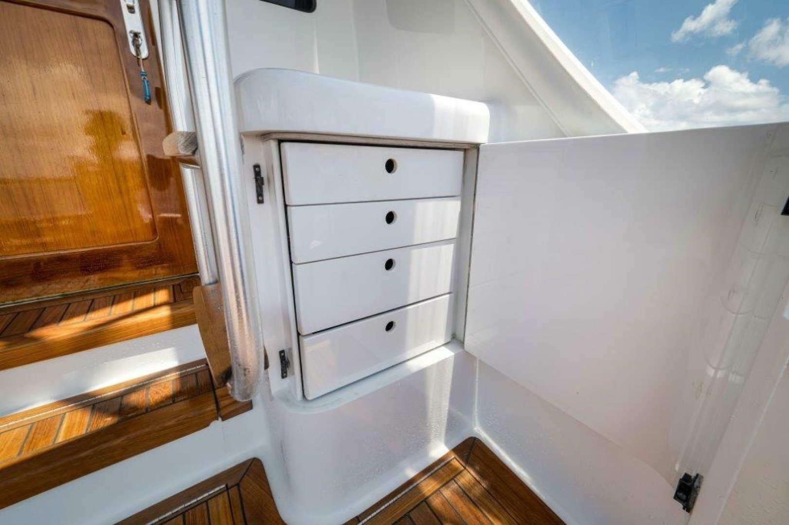 LET IT RIDE 66ft Sculley Yacht For Sale