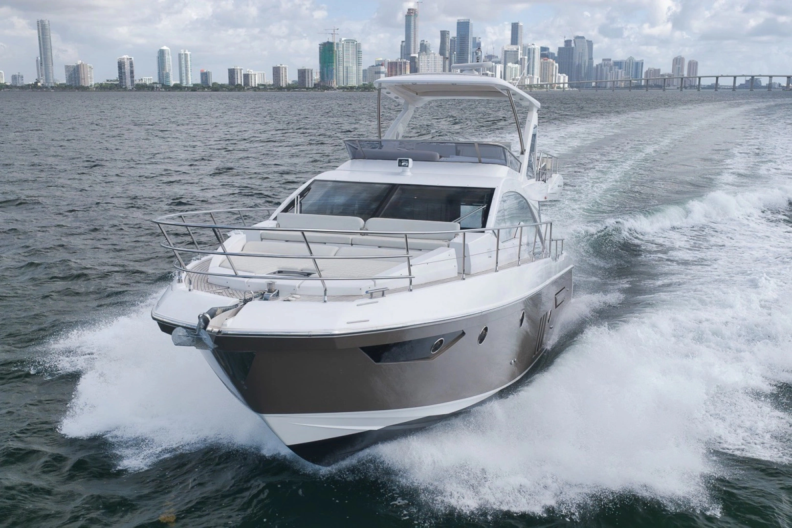 Azimut 50 FLY Yacht For Sale