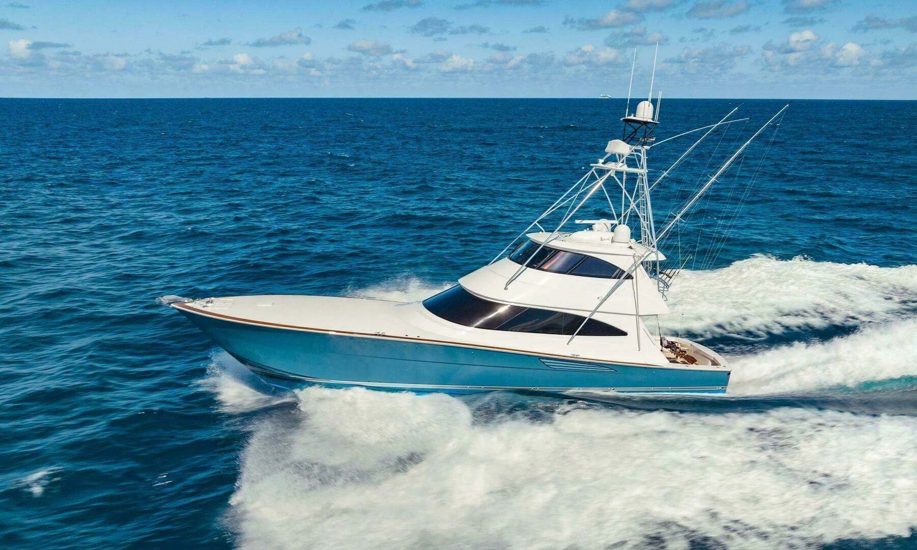 2020 Viking 72 Enclosed Bridge