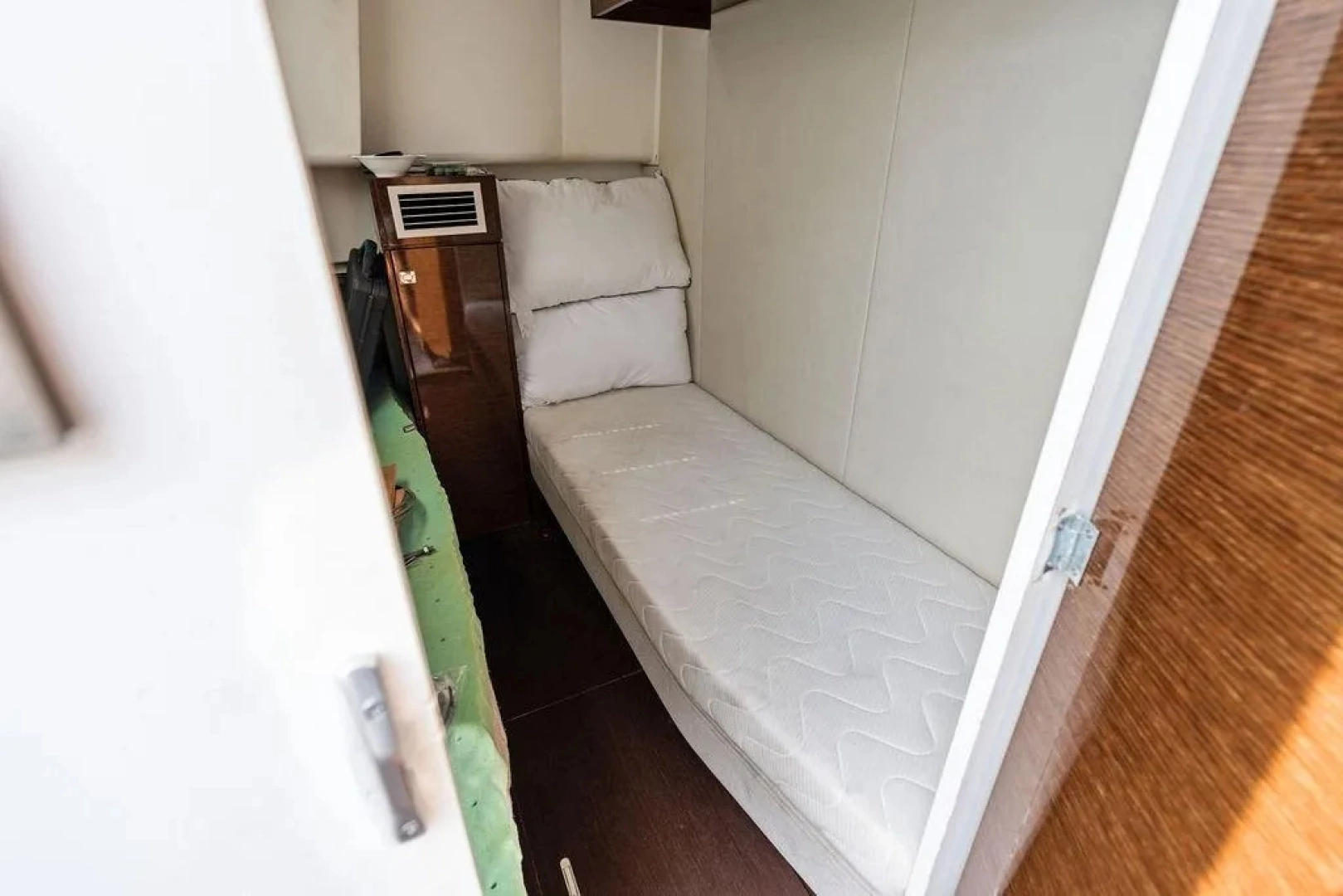 Prestige 680 Yacht For Sale