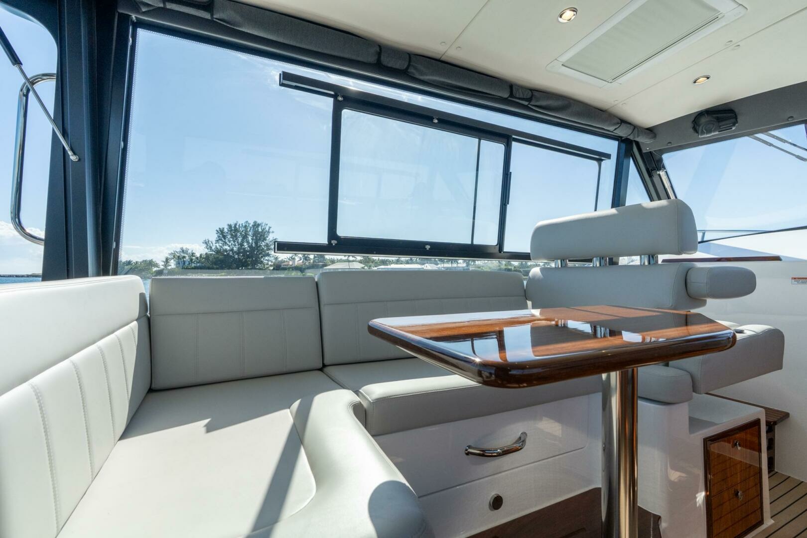 In Stock MJM 42 005 47ft MJM Yacht For Sale