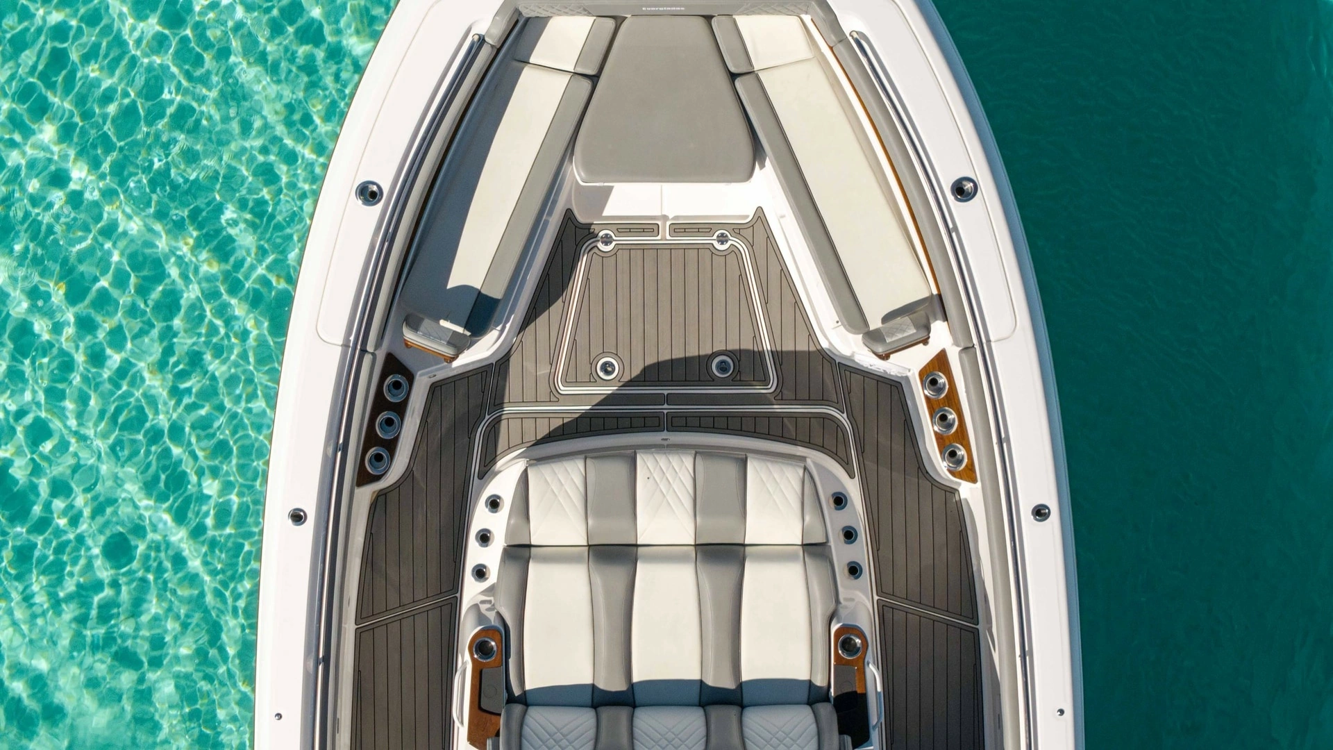 Everglades 455 Center Console Yacht For Sale