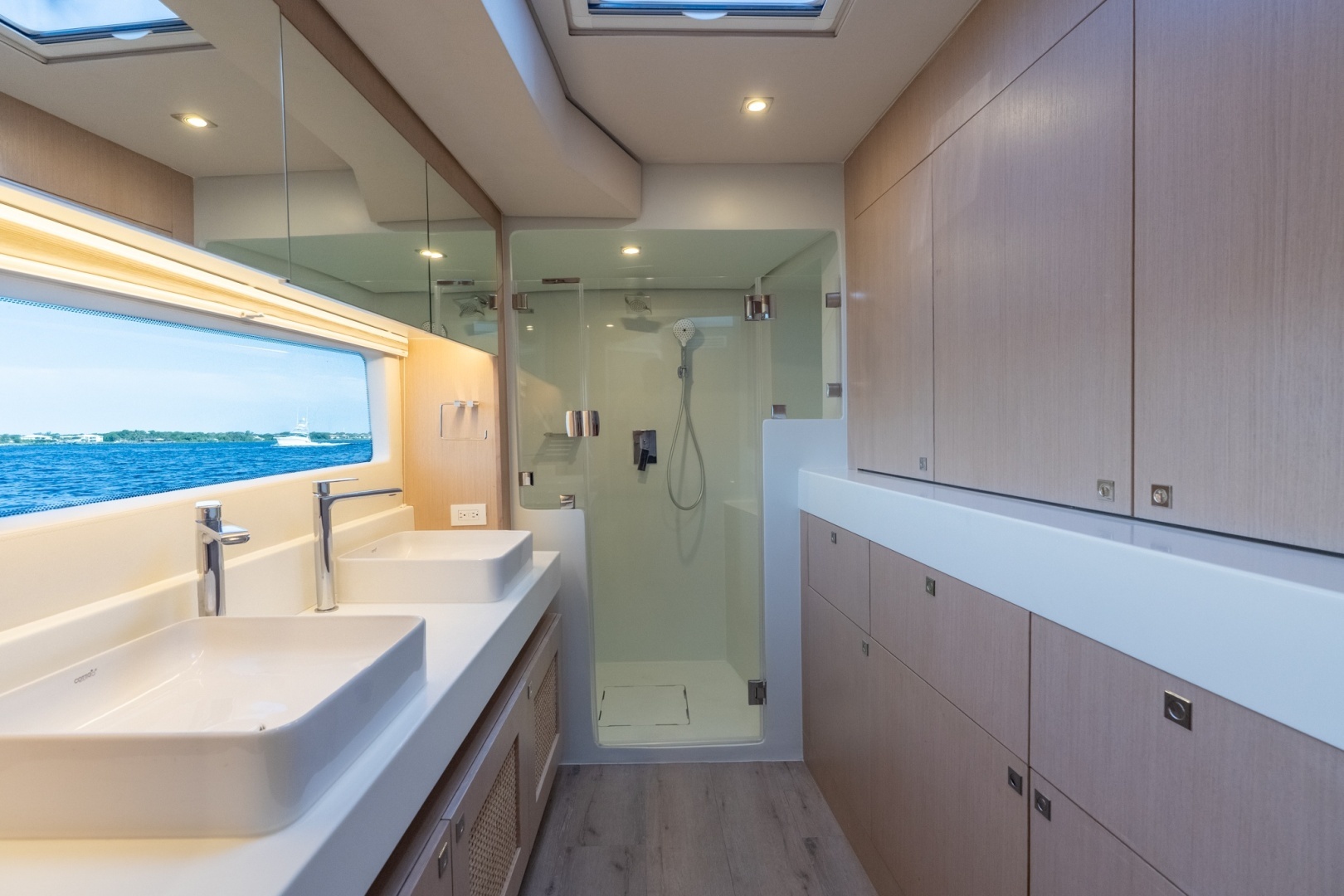 Two Oceans 555 004 55ft Two Oceans Yacht For Sale